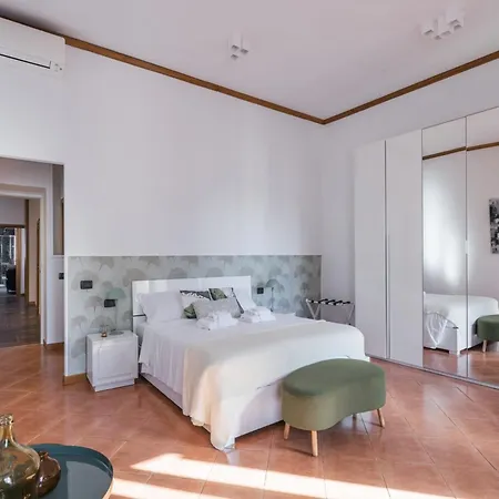 The Rent - Four-room A Few Steps From The Trevi Fountain * Ρώμη