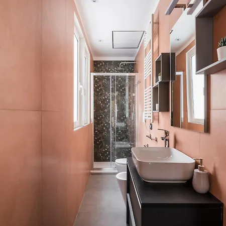 Διαμέρισμα The Rent - Four-room A Few Steps From The Trevi Fountain Ρώμη